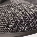 UND-3025915103--4-