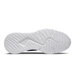 UND-3027559100--3-