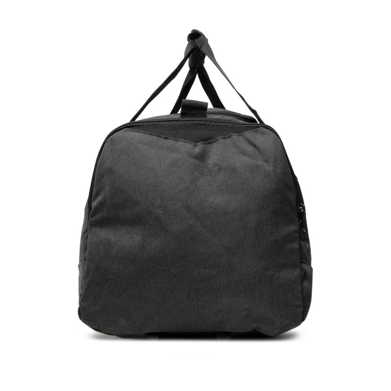 UND-1369223002--2-